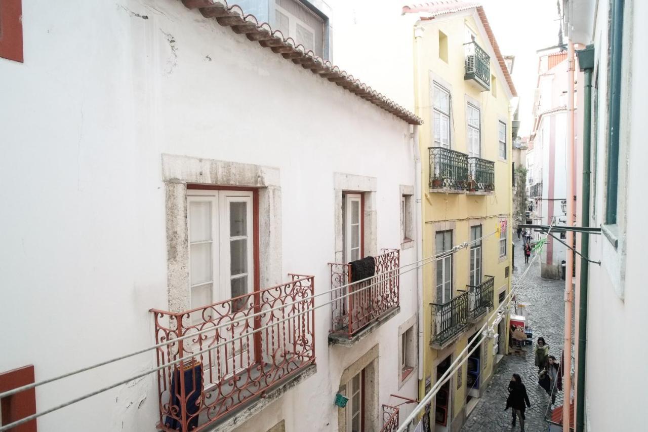 Apartamento Lisbon Alfama S. Pedro Typical Exterior foto