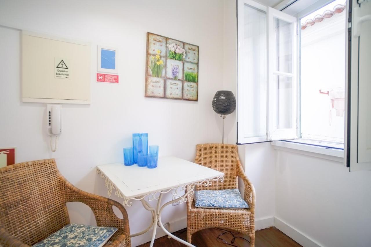 Apartamento Lisbon Alfama S. Pedro Typical Exterior foto